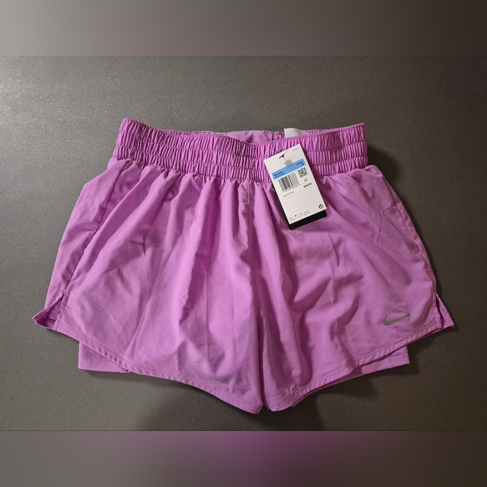NWT Nike Women's Training Athletic Shorts